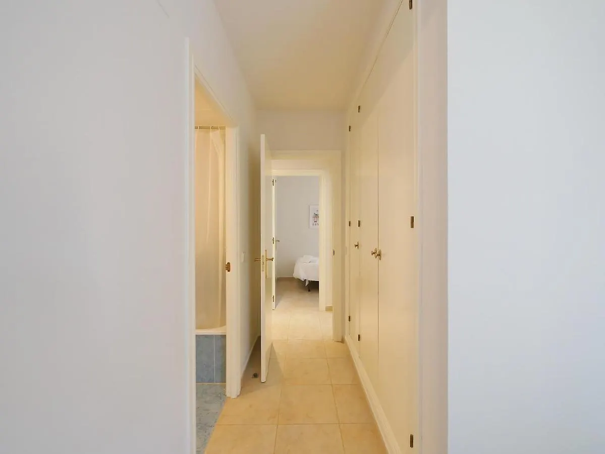 Apartamento con piscina en LLAFRANC España